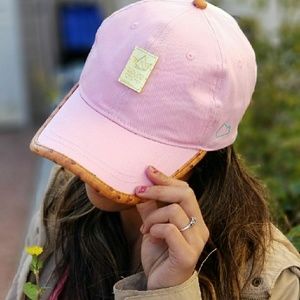 THE B.A.D COLLECTION WALLET DAD CAPS